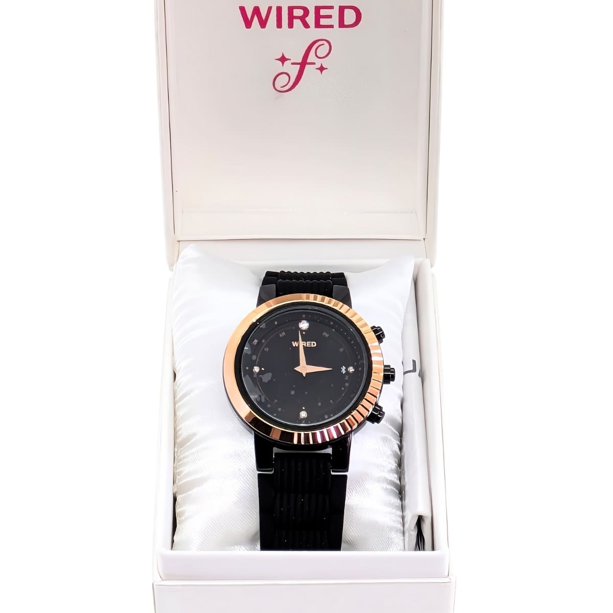 WIRED f(ワイアード エフ)  AGEB401,402  TOKYO GIRL MIX Bluetooth機能 シリコンバンド カラー(ブラック,ホワイト )  生産終了 稀少な逸品 10代から20代向け かわいさとクールさを兼ね備えたデイリーウォッチ。実用的 母の日 父の日 プレゼント - 画像 (8)