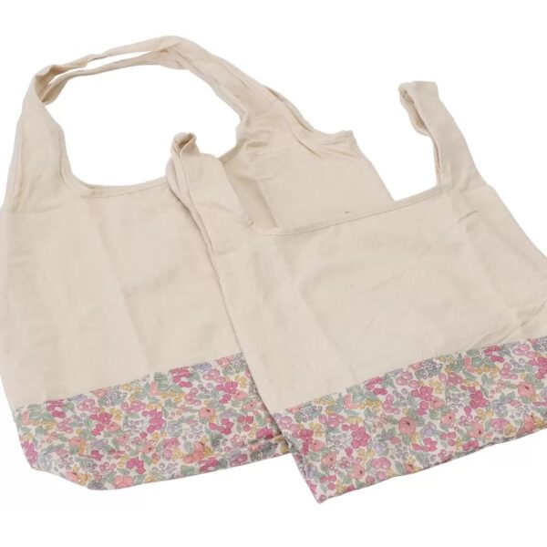 HOKKOH × LIBERTY リバティプリント エコバッグ 大小 2枚セット 華やかで普段使いにも大サイズ 約横49cm × 縦70cm 耐荷重 約15kg  小サイズ 約 横34cm × 縦 54cm 耐荷重 約9kg #47400 実用的 母の日 プレゼント バック トートバック ハンドバック