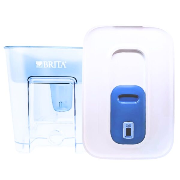 Brita(ブリタ) タンク型浄水器 フロー カートリッジ 3個付 ろ過水容量 4.85(全容量8.2L) Brita Flow 注ぎ口付き 液晶メモあり (幅×高さ×奥行) 21.4×22.0×30.4 cm #50611  KBFLCB1M 高性能フィルター おいしい水 新鮮な水 料理 コーヒー お茶 浄水器