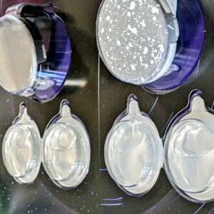 Polar Eclips 車用芳香剤 カートリッジ 4個入 香り2種(サイレントギャラクシーウッディ ､シャイニングスターベリー ) 多用途のクリップ式 サンバイザー ドアポケット シートポケット ヘッドレストなど  原産国: 韓国  #65555 梅雨の時期 車内空間をさわやかに - 画像 (4)