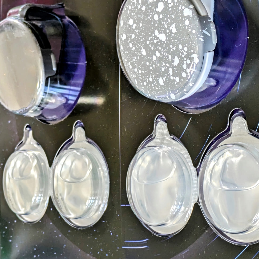 Polar Eclips 車用芳香剤 カートリッジ 4個入 香り2種(サイレントギャラクシーウッディ ､シャイニングスターベリー ) 多用途のクリップ式 サンバイザー ドアポケット シートポケット ヘッドレストなど  原産国: 韓国  #65555 梅雨の時期 車内空間をさわやかに - 画像 (4)